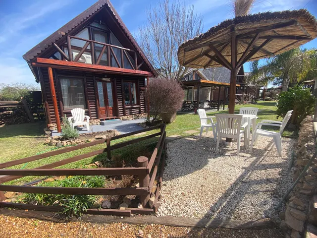 Complejo Cascadas de Artalaz