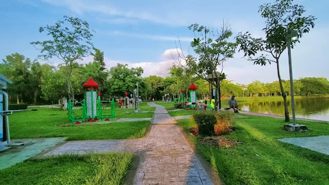 Phuket Chaloem Phrakiat Park