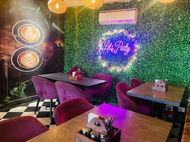 Big bites multicuisine restaurant