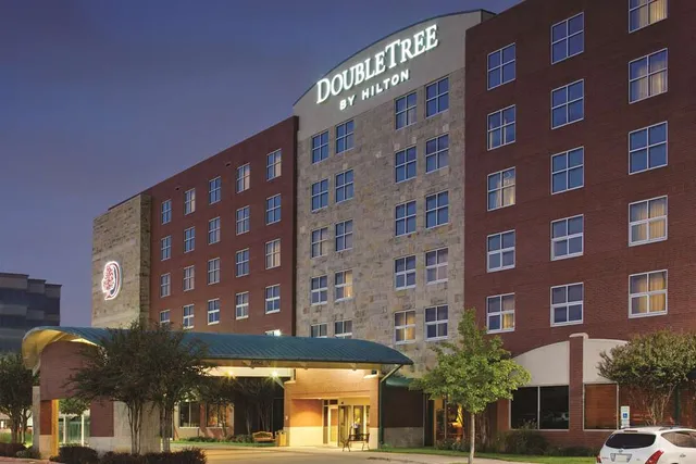 DoubleTree by Hilton Hotel Dallas - Farmers Branch
