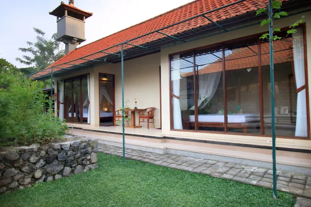 Tanggal Merah Guest House