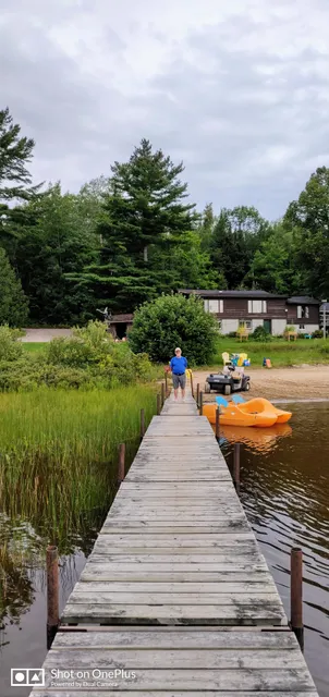 Pickerel Lake Cottages
