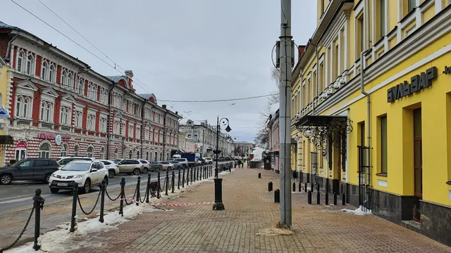 Rozhdestvenskaya St