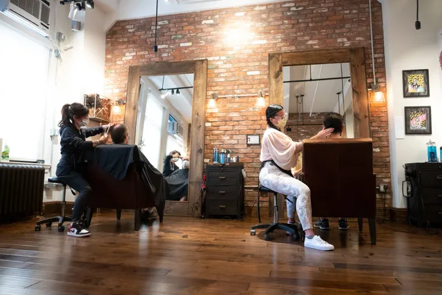 Fleischman, A Men's Salon