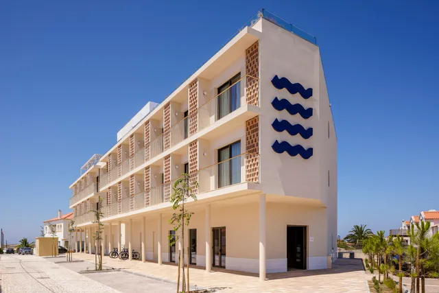 Amarello Hotel Praia Santo Andre, Tapestry Collection by Hilton