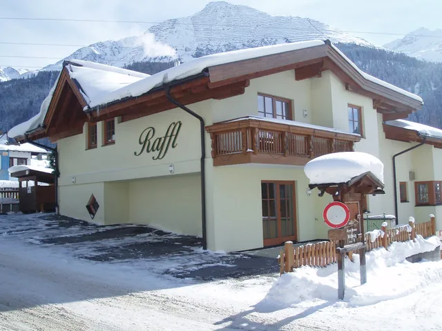 Raffl