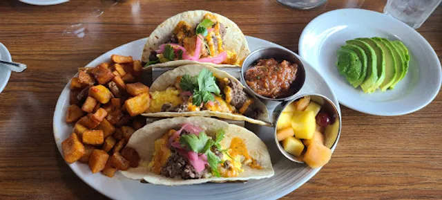 Liquid Planet Grille on Brooks