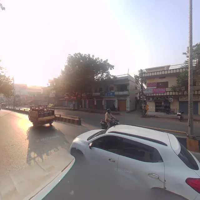 RED CHILLI FAST FOOD & EGG ROL