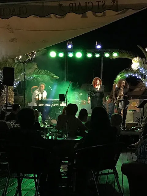 Café Le Saint-Clair Sète - Brasserie Glacier Bar à Cocktails & Tapas