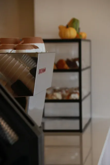 Luna's Cakes & Coffee