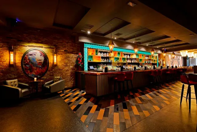 Dirty Martini - Cocktail Bar in St Pauls