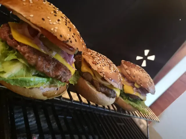 BALAM Grill burgers & wings