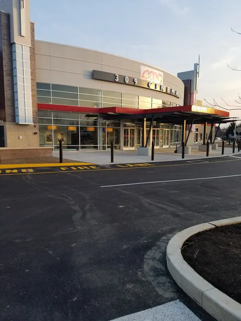 GWYNEDD CROSSING SHOPPING CENTER