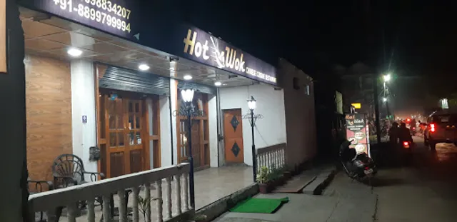 Hot Wok Chinese Restaurant