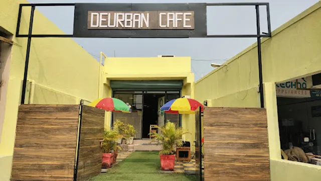 Deurban : Cafe and Restro