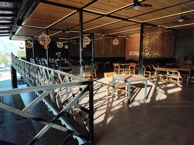 El Elefante de piedra