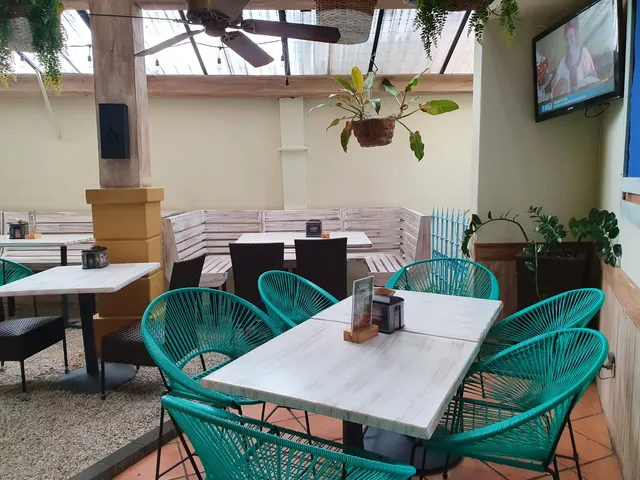 Rosti • Curridabat