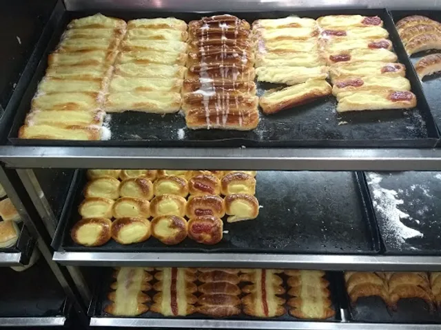 GRANDFATHER medialunas