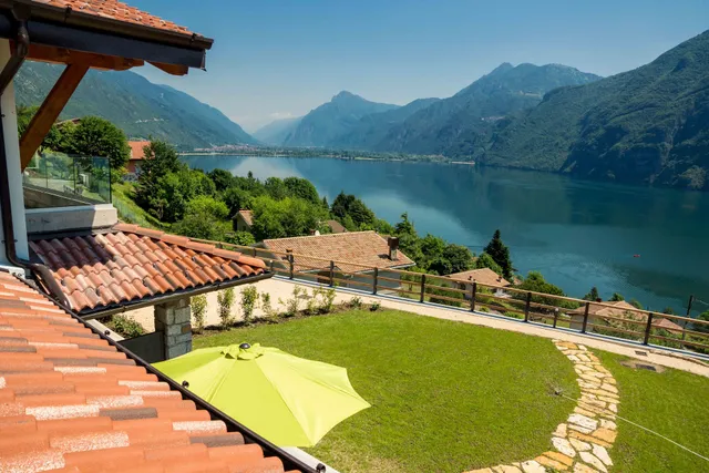 Rocca d'Anfo B&B Apartments Lake View