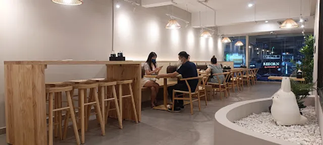 Wasabi Plus 山葵日料 | Taman Connaught