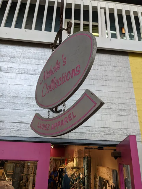 Nichole's Collections