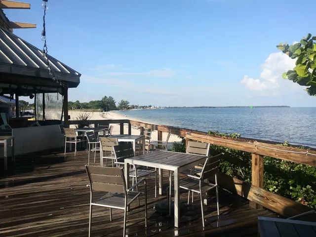Getaway Beach Condos At Little Harbor