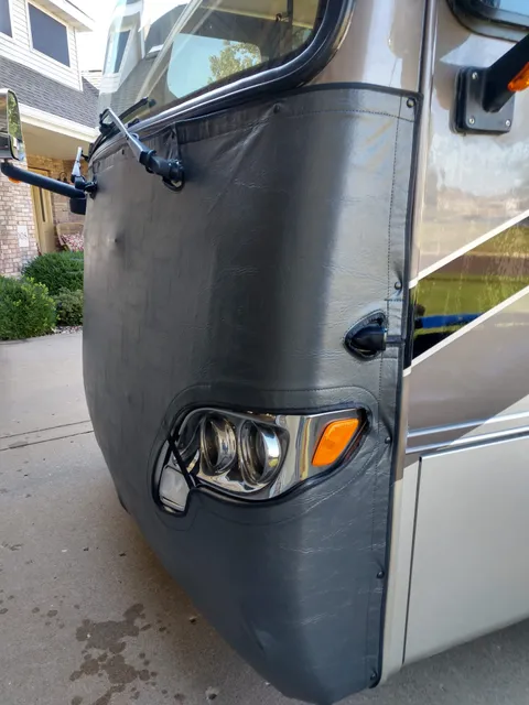 Look's Upholstery Inc