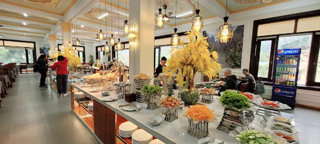 Nhà Hàng Gia Hưng - Gia Hung Restaurant