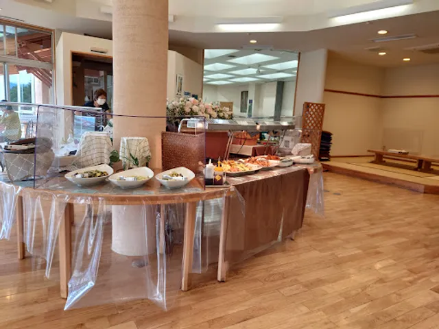 レストラン菜々ちゃん