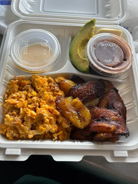 Pupuseria Las Flores Antojitos y Más