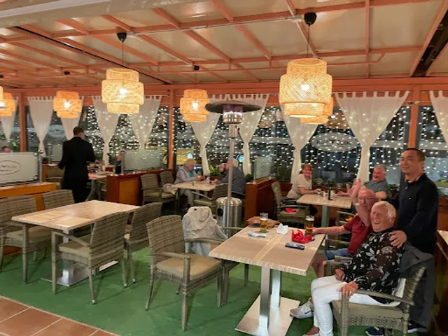 Milo Sun Steakhouse bar Restaurante