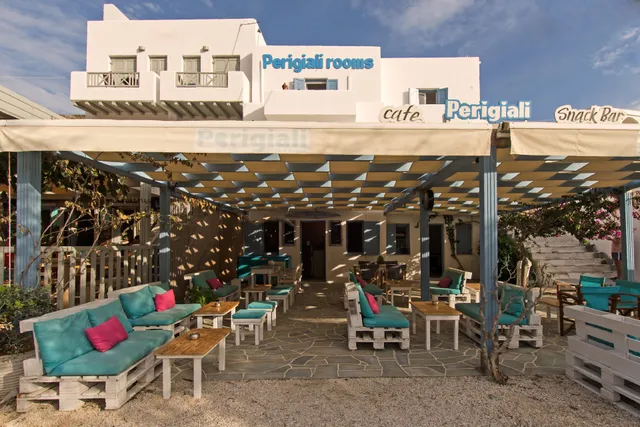 Perigiali Rooms & Apartments Folegandros