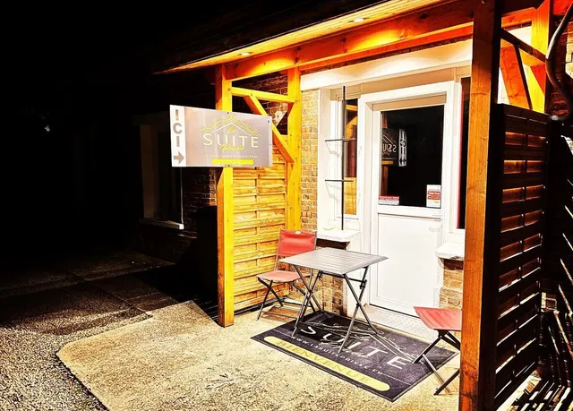 La Suite Privée : Gite 2 personnes, spa/sauna/jacuzzi, weekend romantique, située à 1h de Paris, Proche Rouen, Normandie