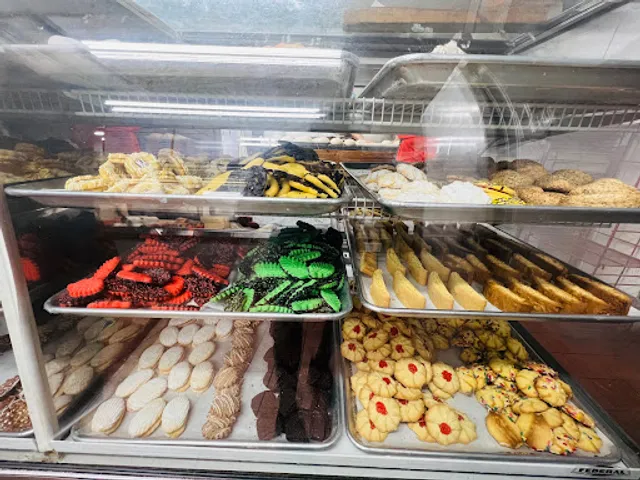 Colombino Italian Bakery & Deli