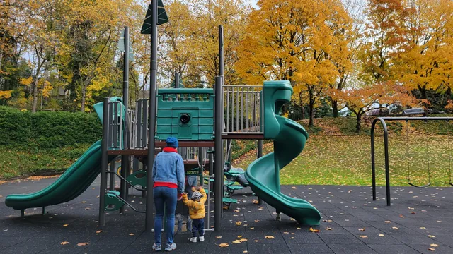 Forest Glen Neighborhood Park