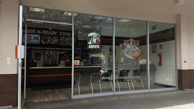 Little Caesars Zamora