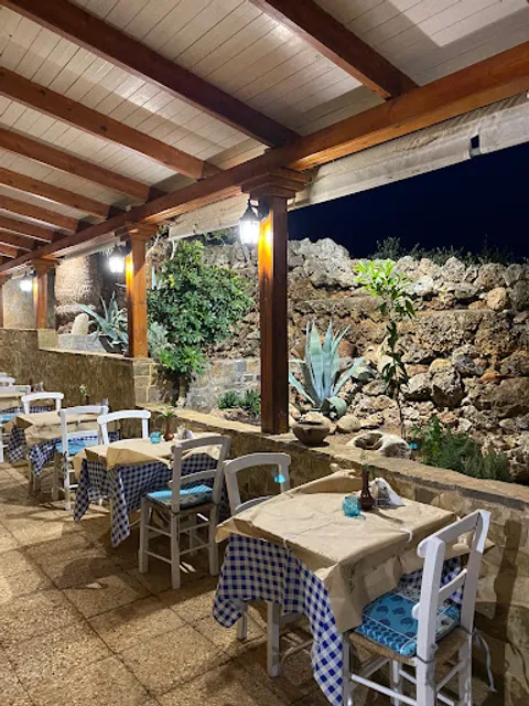 Oasis Tavern Koutsounari