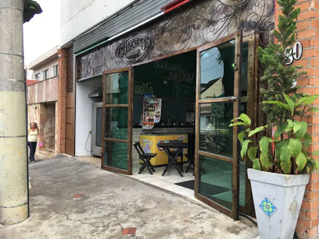 Empório Guaxupé Restaurante, Pizzaria E Rotisserie