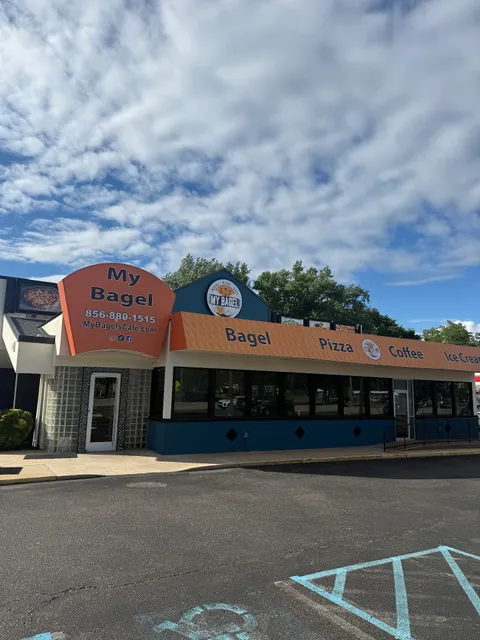 My Bagels Cafe & Pizza