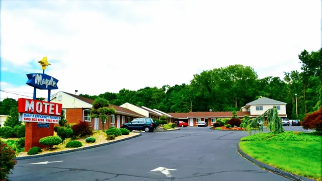 Maple Motel