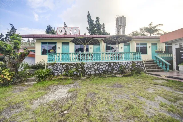 OYO 2322 Dien Karona Hotel