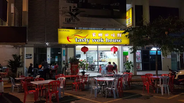 Restoran Tasty Wok House • 家乡回味馆