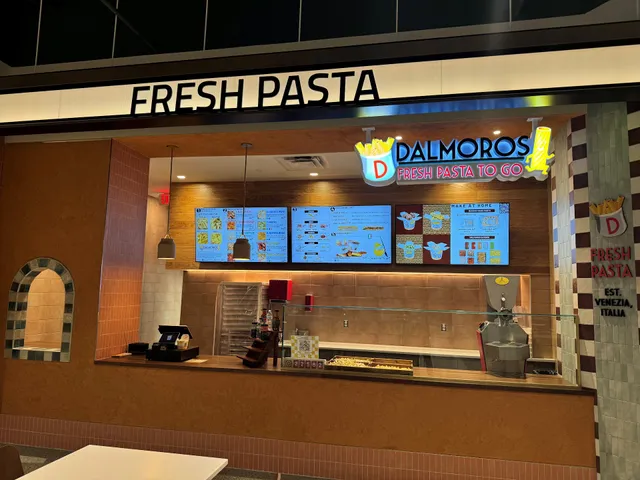 DalMoros Fresh Pasta To Go - Cambridge (MA) - CanalSide Food Hall