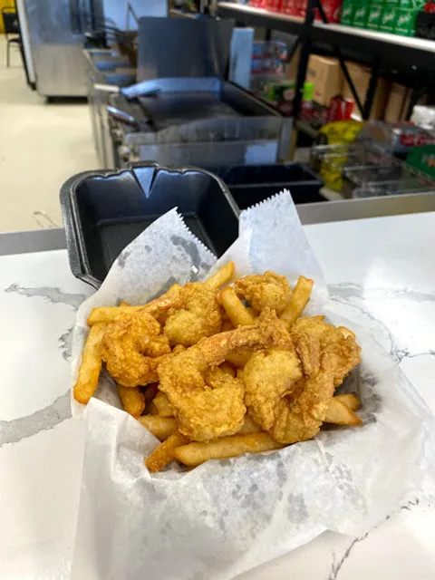 Hooks Seafood & Poboys (Terry parkway)
