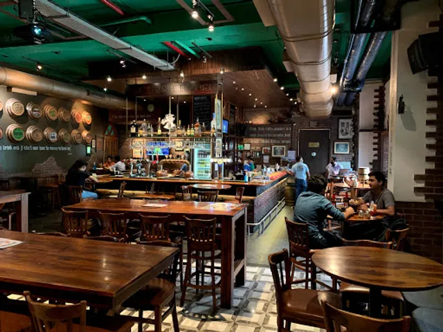 The Irish House, Malad