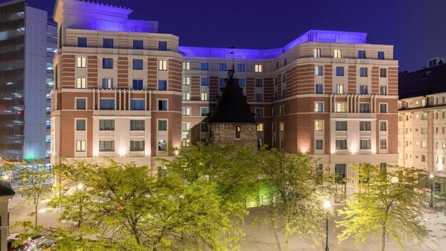 Novotel Brussels City Centre