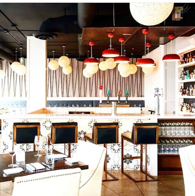 Fishbone Kitchen + Wine Bar