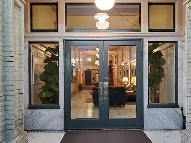 Tomo | Japanese Restaurant