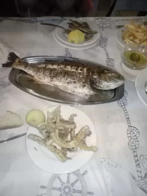 Ταβέρνα '' Το λιμανι''