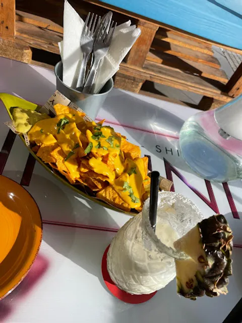 Infinity Cocktails & Shisha Bar